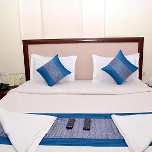Feminine Nest Hostel